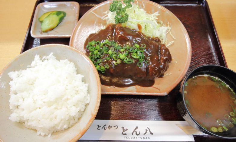 Photo of 名古屋の老舗で味噌カツ定食を!とんかつ専門店「とん八」