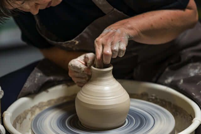 làm đồ gốm sứ